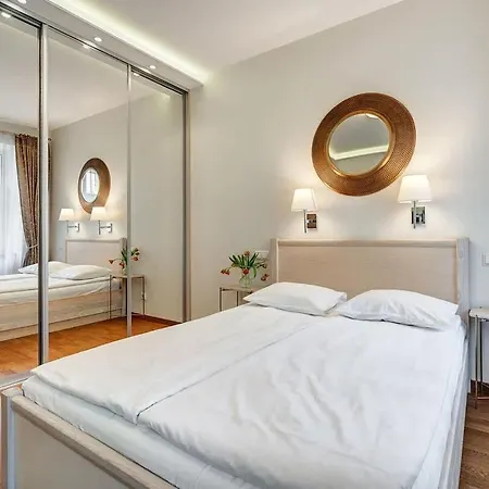 Domillion New Old Town Amber Z1b3 *