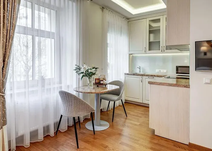 Domillion New Old Town Amber Z1b3